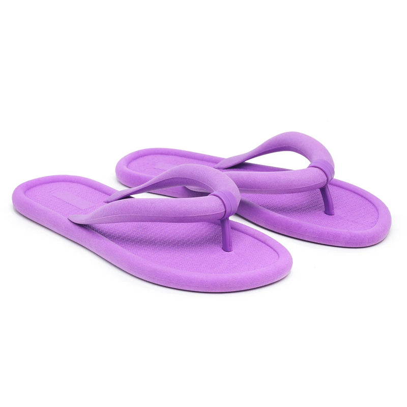 Chinelo nas Nuvens de dedo Flip Flop